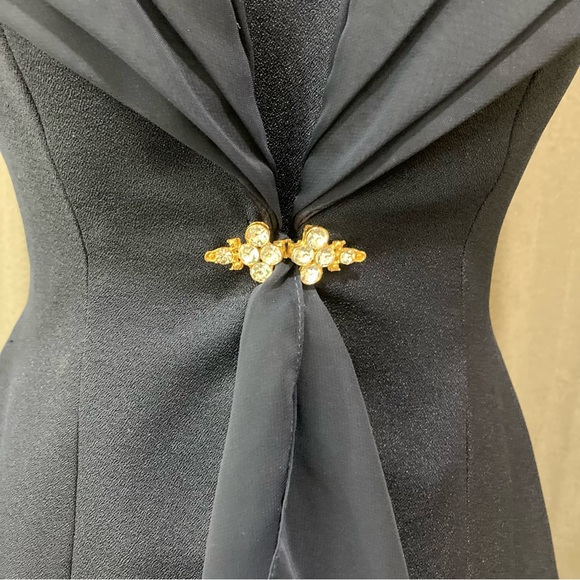 Vintage gown with jacket size 4 - Picture 4 of 16